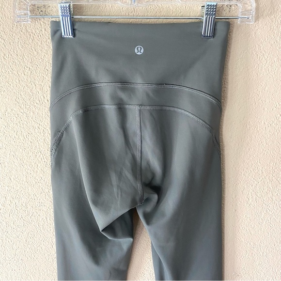 Lululemon Bootcamp Ready Tight Leggings with Mesh Detail - Picture 5 of 10